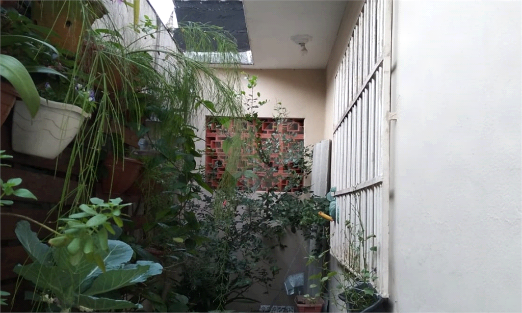 Casa à venda na Praia Grande - 135m² com 3 quartos e 4 vagas - Bairro Maracanã