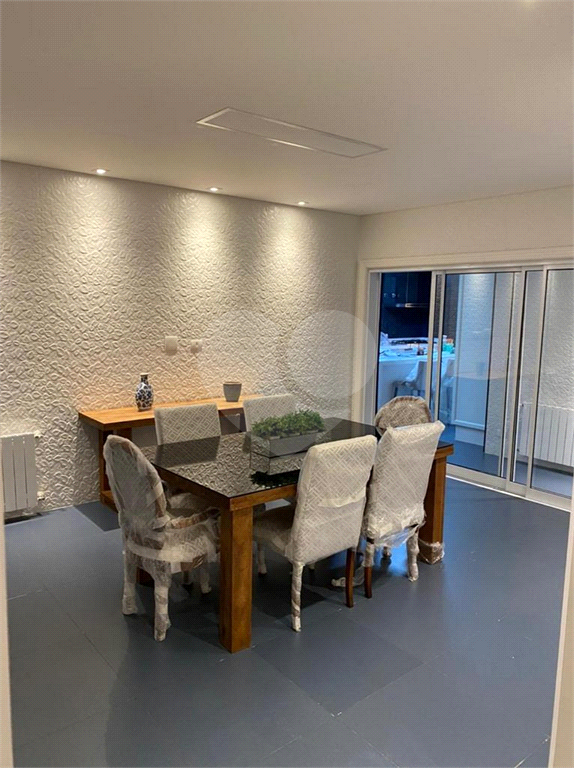 Casa em condomínio com 6 suítes em Campos do Jordão 