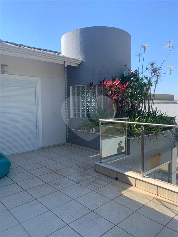 Casa de Condomínio à venda com 4 quartos, 370m² - Foto 31