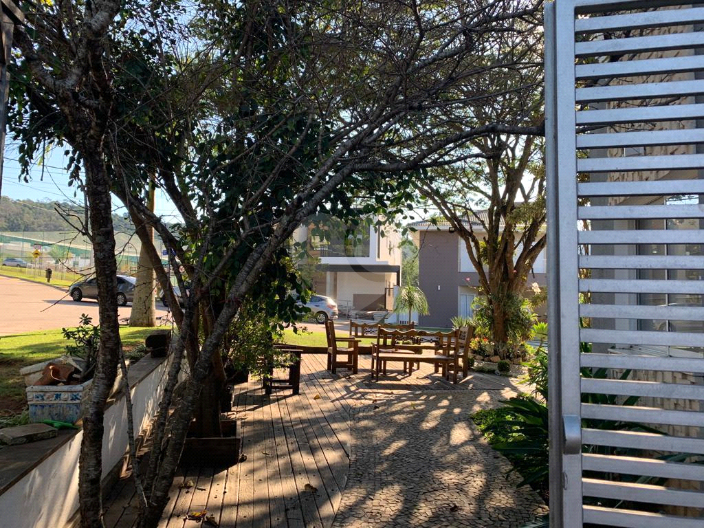 Casa de Condomínio à venda com 4 quartos, 370m² - Foto 7