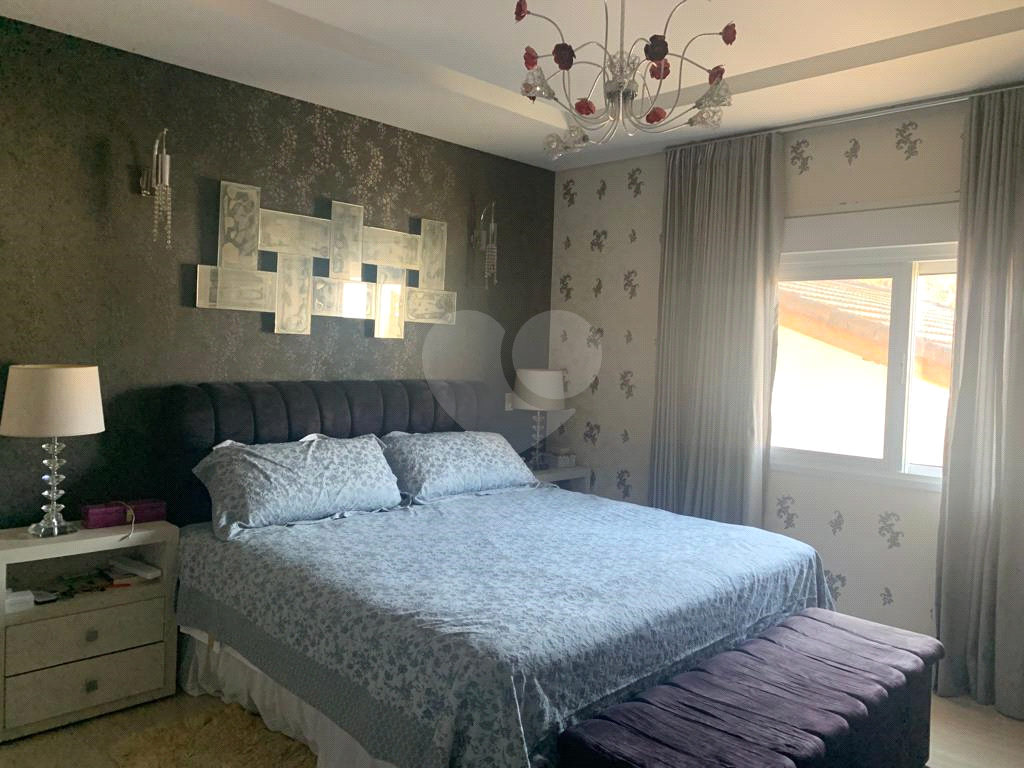 Casa de Condomínio à venda com 4 quartos, 370m² - Foto 19