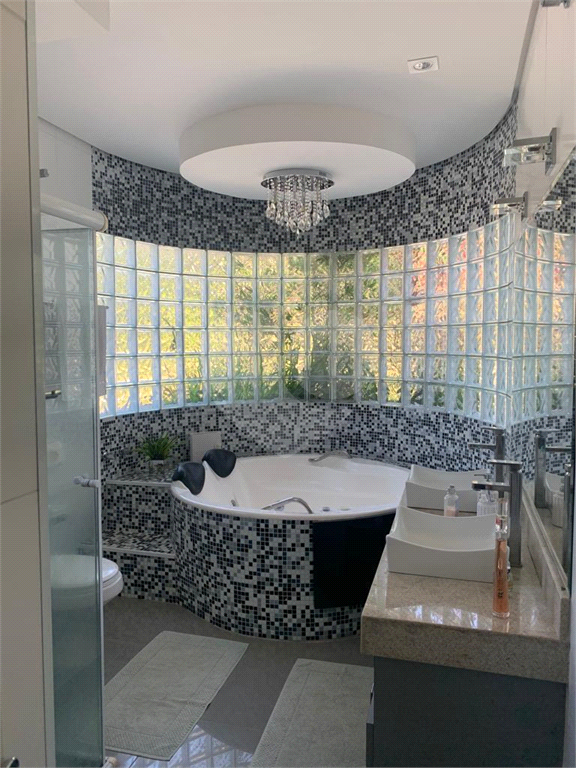 Casa de Condomínio à venda com 4 quartos, 370m² - Foto 28