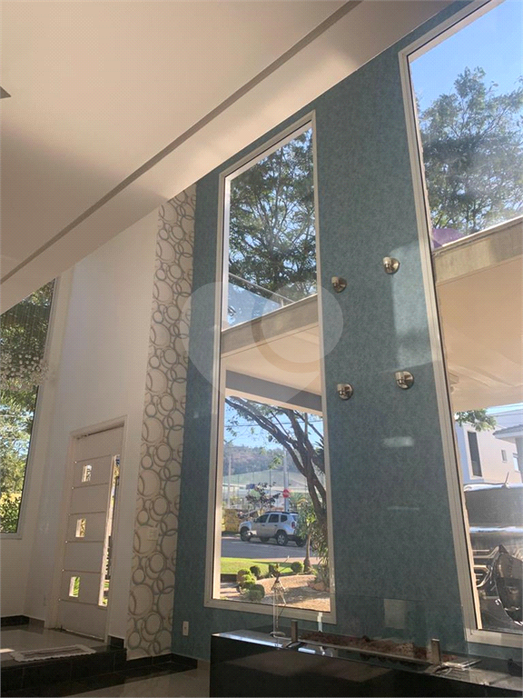 Casa de Condomínio à venda com 4 quartos, 370m² - Foto 18