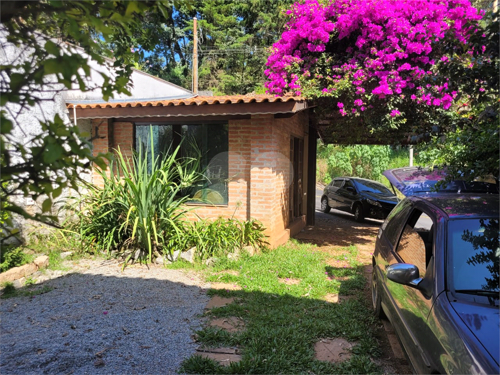 LINDO SOBRADO NA SERRADA CANTAREIRA - PROX DO PQ SUIÇA
