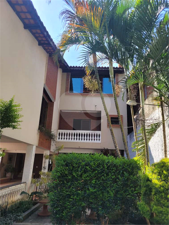 LINDO SOBRADO NA SERRADA CANTAREIRA - PROX DO PQ SUIÇA