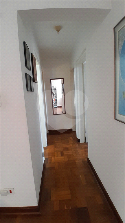 APARTAMENTO em PINHEIROS