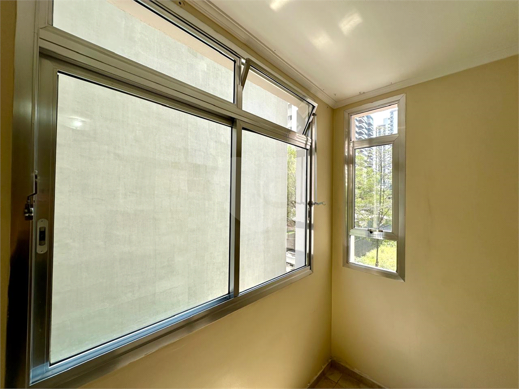 APARTAMENTO A VENDA 80 METROS, 2 DORMITÓRIOS EM  PERDIZES