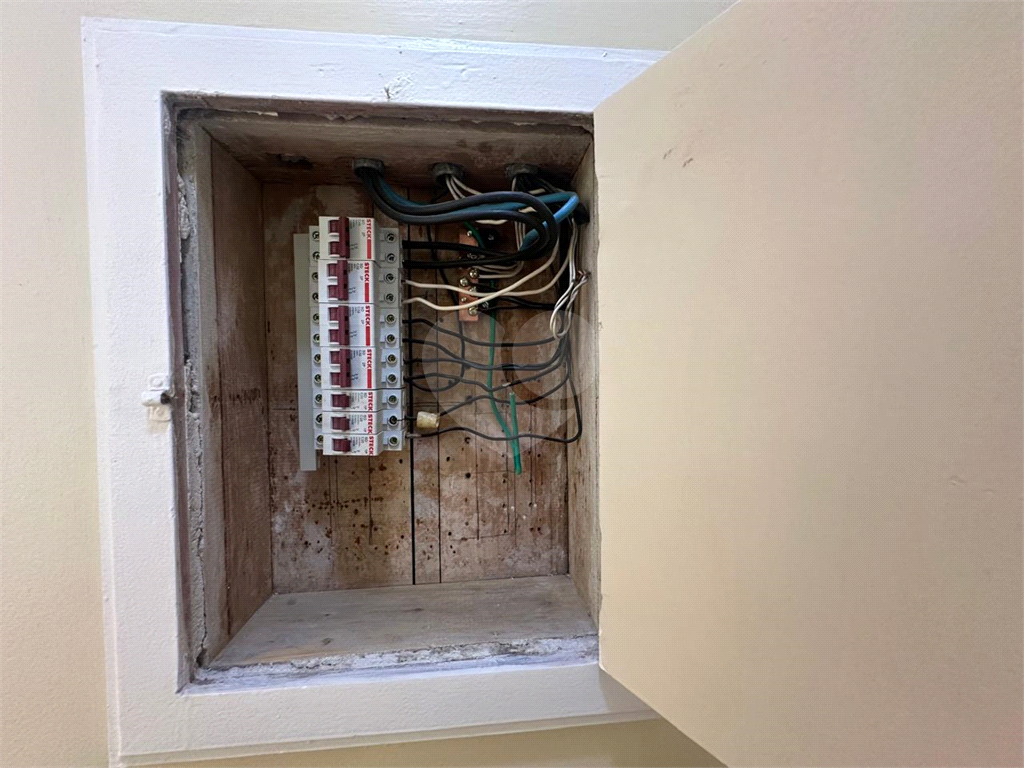 APARTAMENTO A VENDA 80 METROS, 2 DORMITÓRIOS EM  PERDIZES