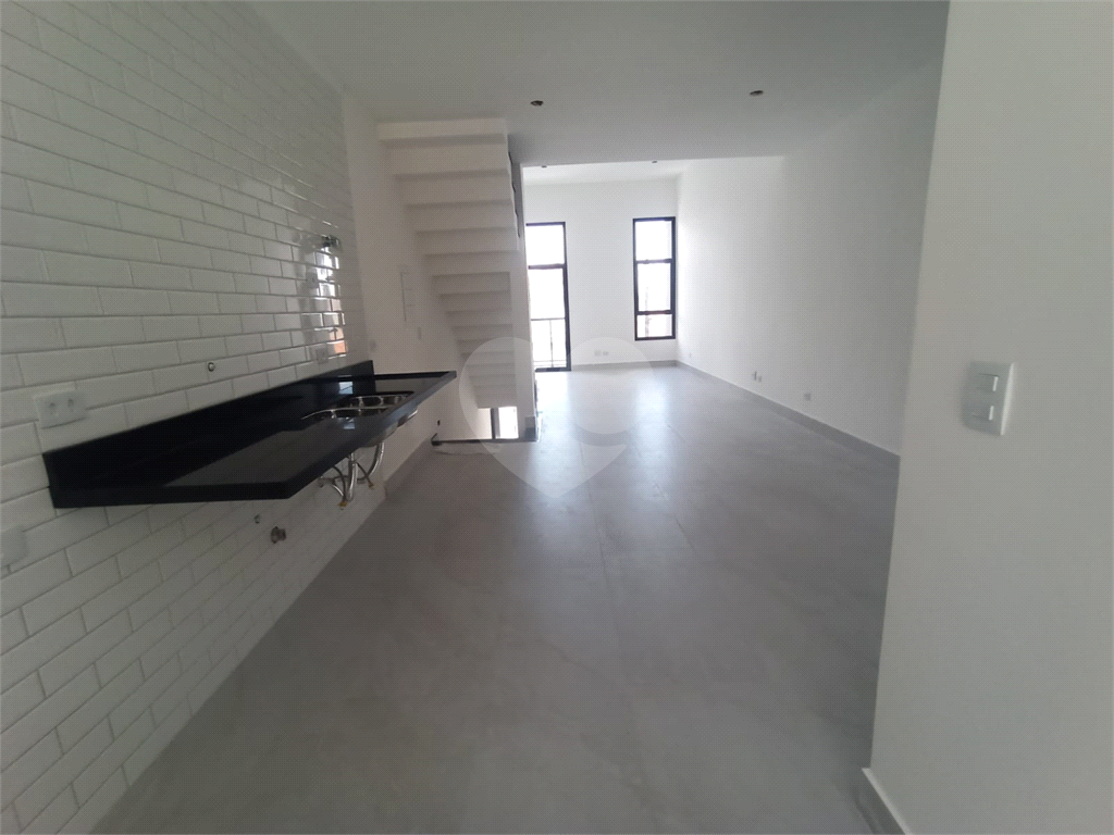 Sobrado novo Jardim França, 3 dormitórios, 1 suíte, 3 vagas