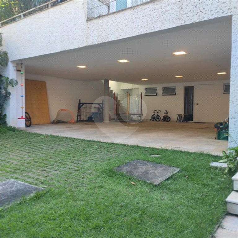 SOBRADO em JARDIM SÃO BENTO