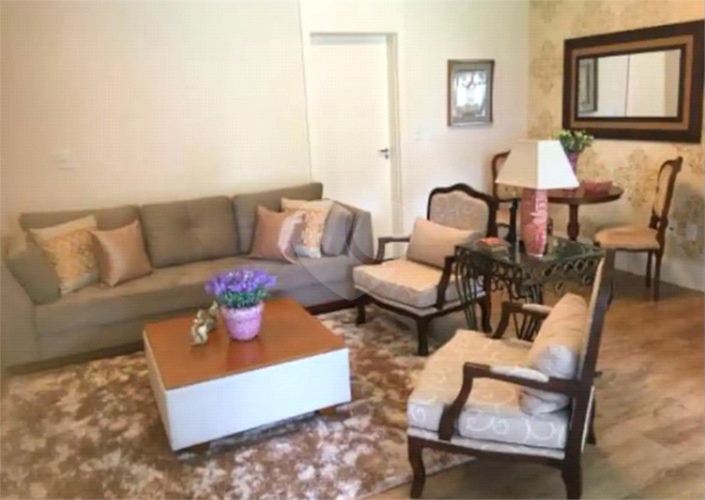 Apartamento Mobiliado com 3 quartos, 101 m² , 2 vagas em Campos do Jordão