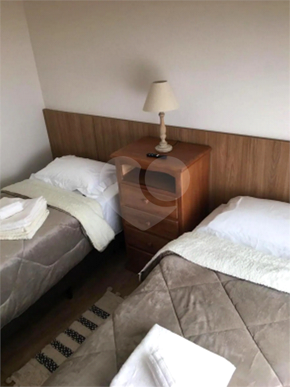 Apartamento Mobiliado com 3 quartos, 101 m² , 2 vagas em Campos do Jordão