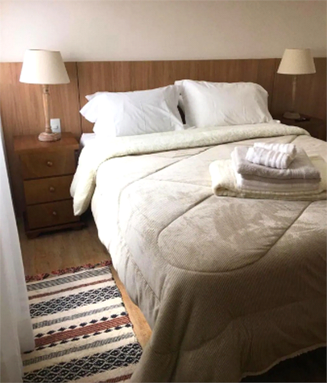 Apartamento Mobiliado com 3 quartos, 101 m² , 2 vagas em Campos do Jordão