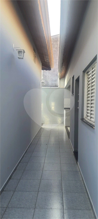 Casa à venda com 3 quartos, 200m² - Foto 22