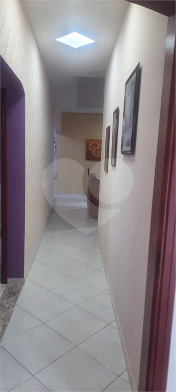 Casa à venda com 3 quartos, 200m² - Foto 8
