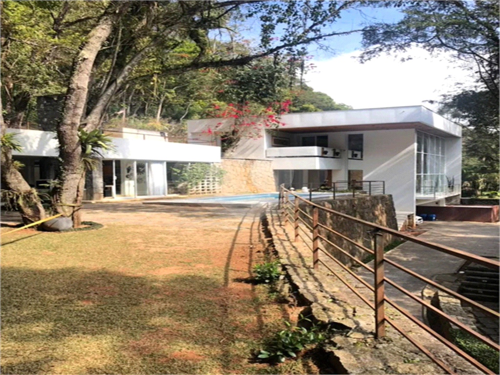 Casa de Condomínio à venda com 6 quartos, 440m² - Foto 27