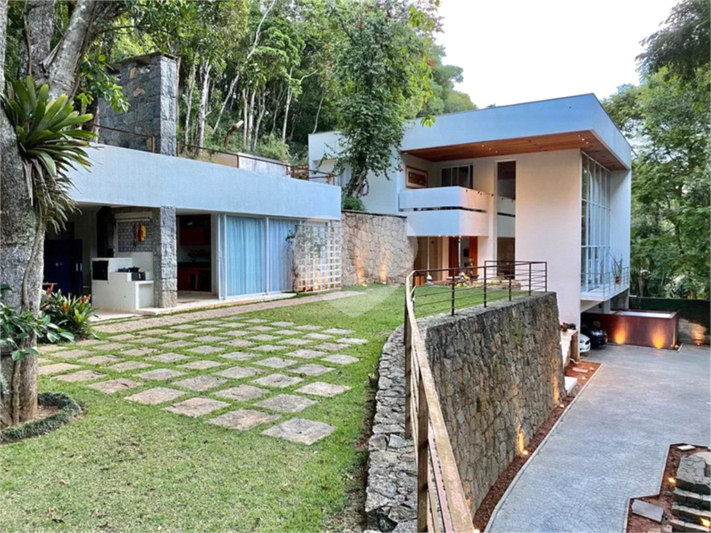 Casa de Condomínio à venda com 6 quartos, 440m² - Foto 37