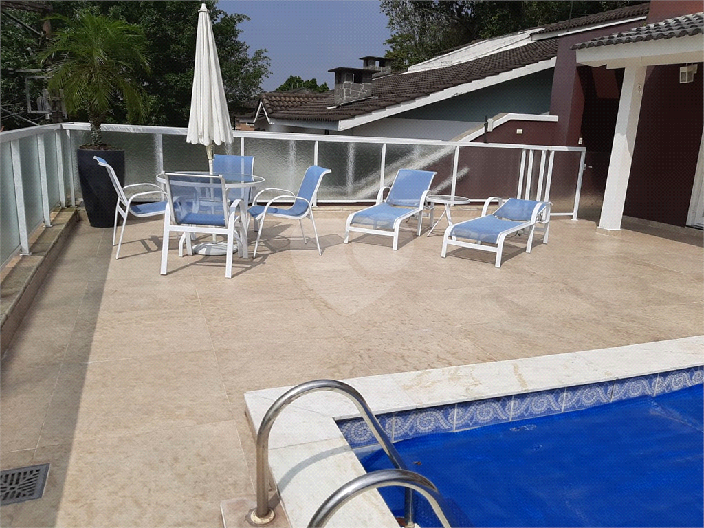 Sobrado para venda 4 dormitórios, piscina zona norte São Paulo