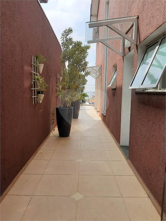 Sobrado para venda 4 dormitórios, piscina zona norte São Paulo