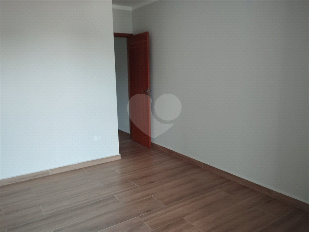 Sobrado novo com 3 quartos na Vila Mazzei