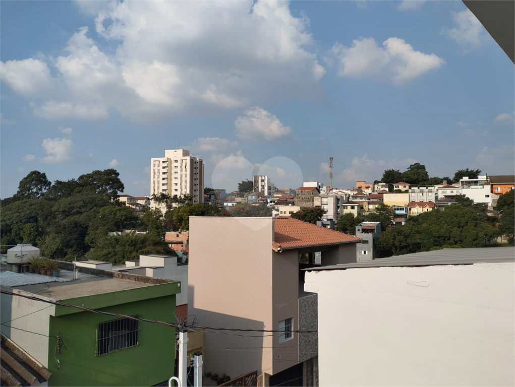 Sobrado novo com 3 quartos na Vila Mazzei