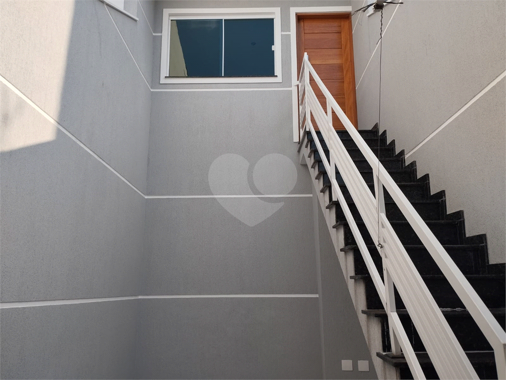 Sobrado novo com 3 quartos na Vila Mazzei