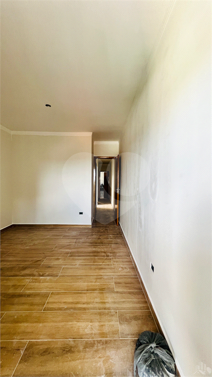 Sobrado novo com 3 quartos na Vila Mazzei