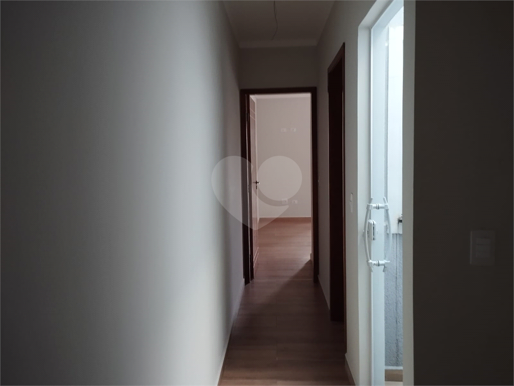 Sobrado novo com 3 quartos na Vila Mazzei
