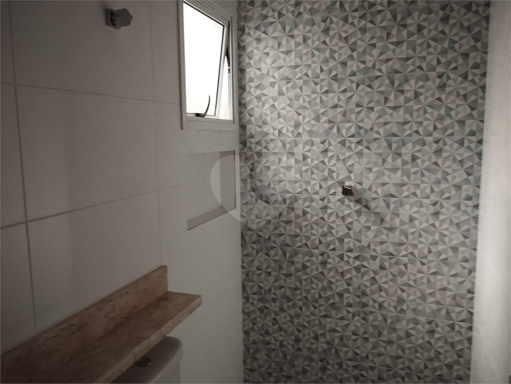 Sobrado novo com 3 quartos na Vila Mazzei
