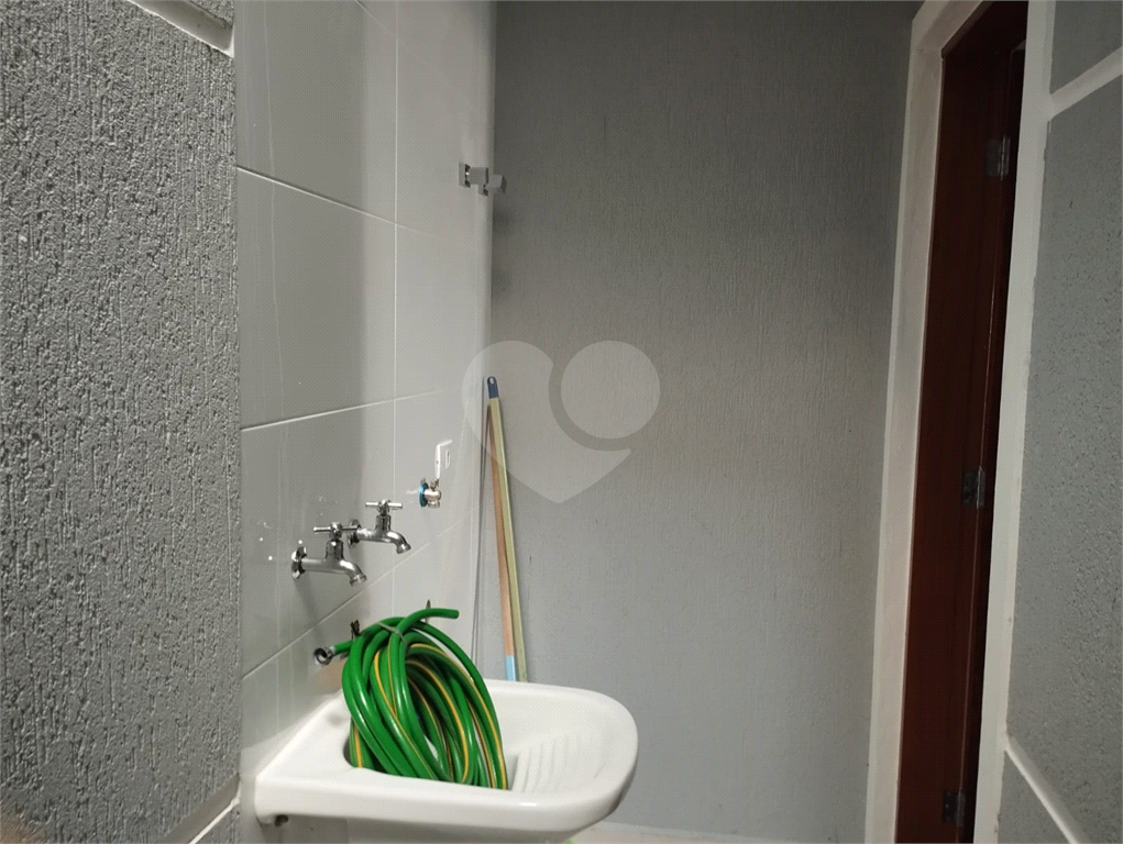 Sobrado novo com 3 quartos na Vila Mazzei