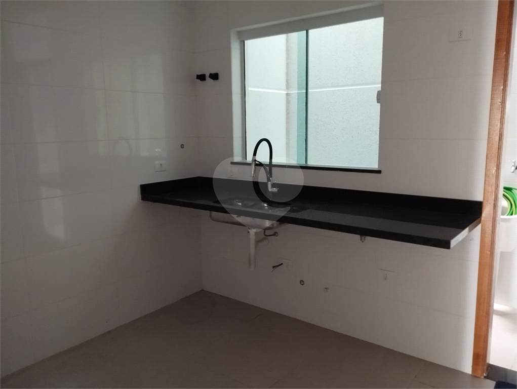 Sobrado novo com 3 quartos na vila Mazzei