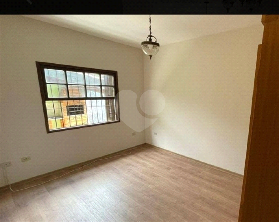 Casa à venda e aluguel com 3 quartos, 200m² - Foto 10