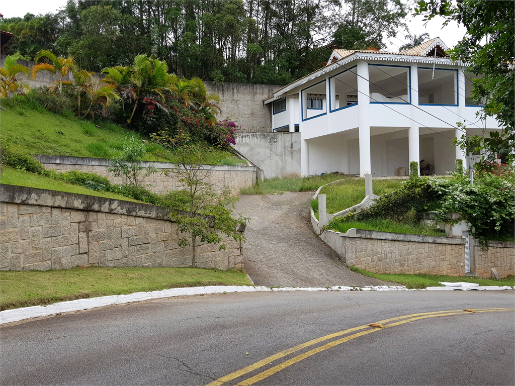 Casa de Condomínio à venda com 4 quartos, 350m² - Foto 3