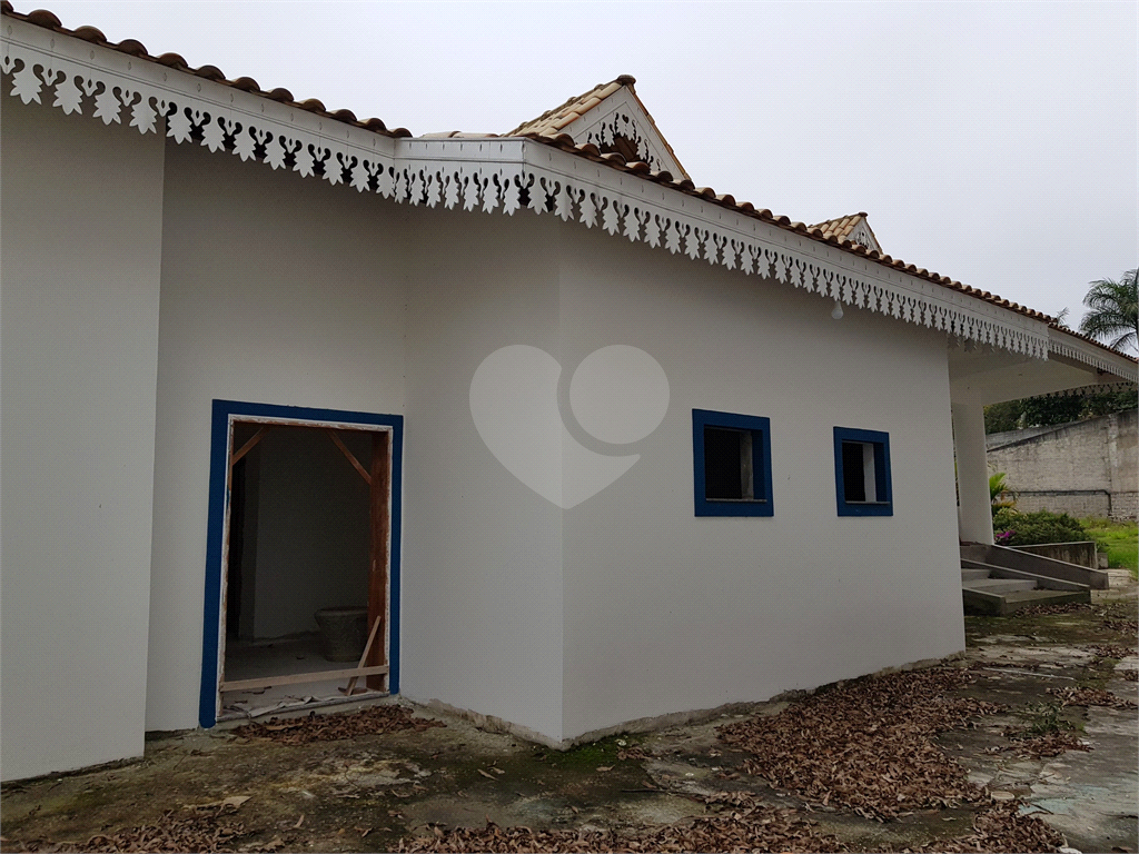 Casa de Condomínio à venda com 4 quartos, 350m² - Foto 11