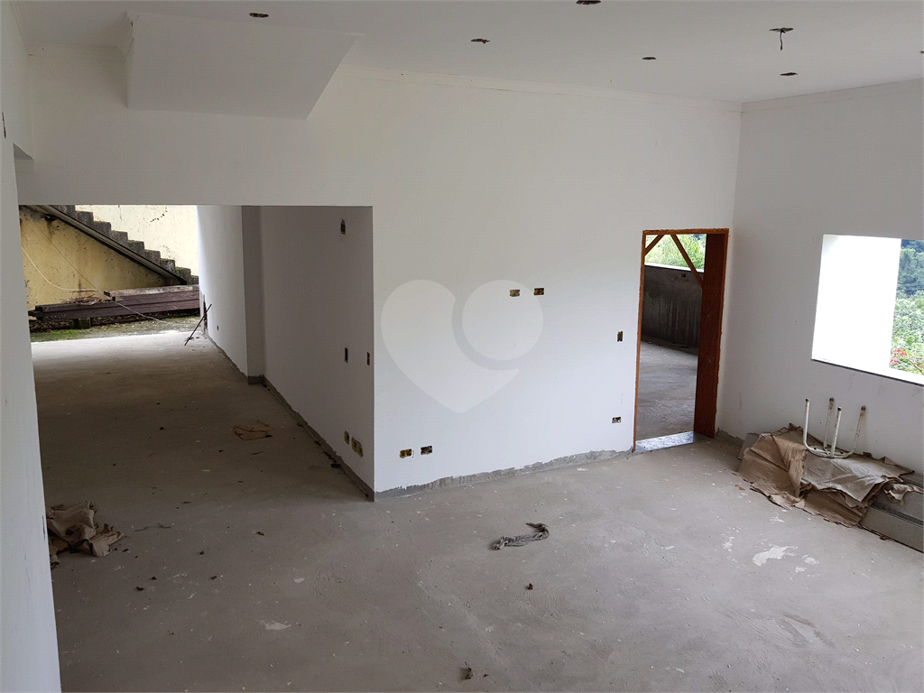 Casa de Condomínio à venda com 4 quartos, 350m² - Foto 23