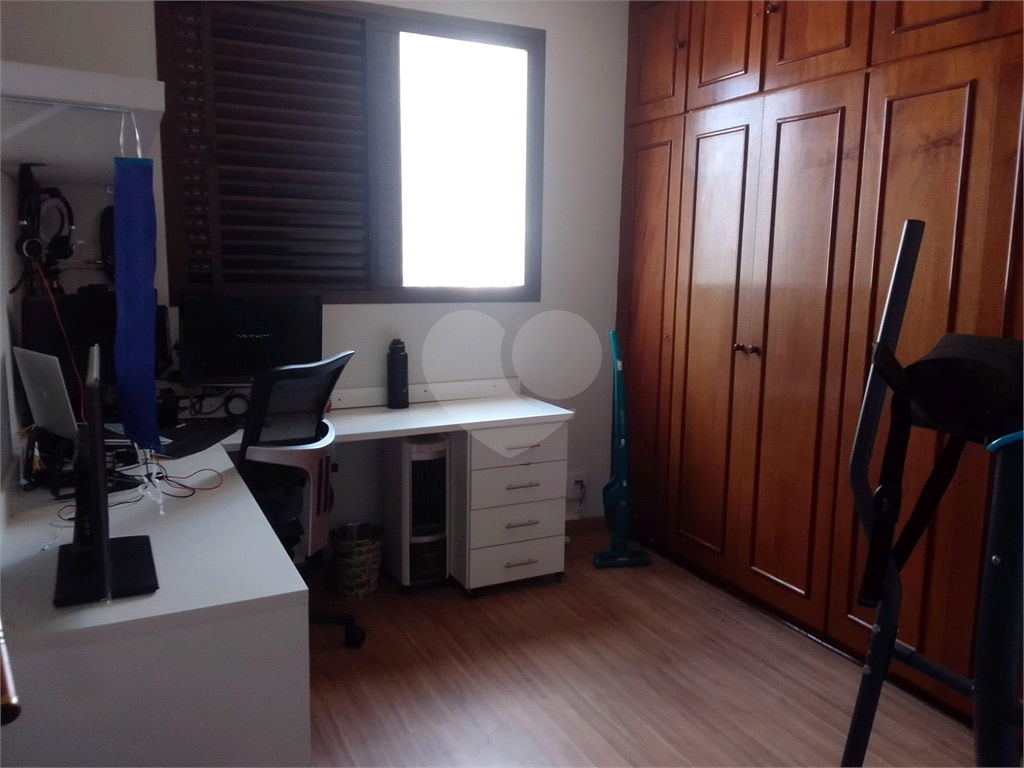Apartamento em Osasco, entre o Centro e o bairro Bela Vista, 108,81m², 4 quartos, 1 suíte, 2 vagas 