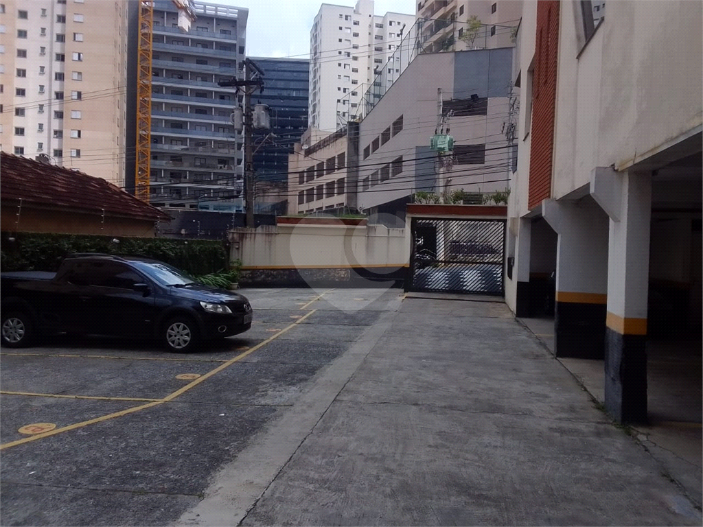 Apartamento em Osasco, entre o Centro e o bairro Bela Vista, 108,81m², 4 quartos, 1 suíte, 2 vagas 