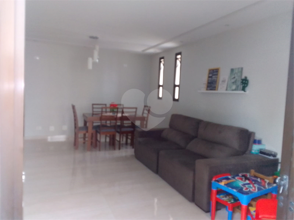 Apartamento em Osasco, entre o Centro e o bairro Bela Vista, 108,81m², 4 quartos, 1 suíte, 2 vagas 
