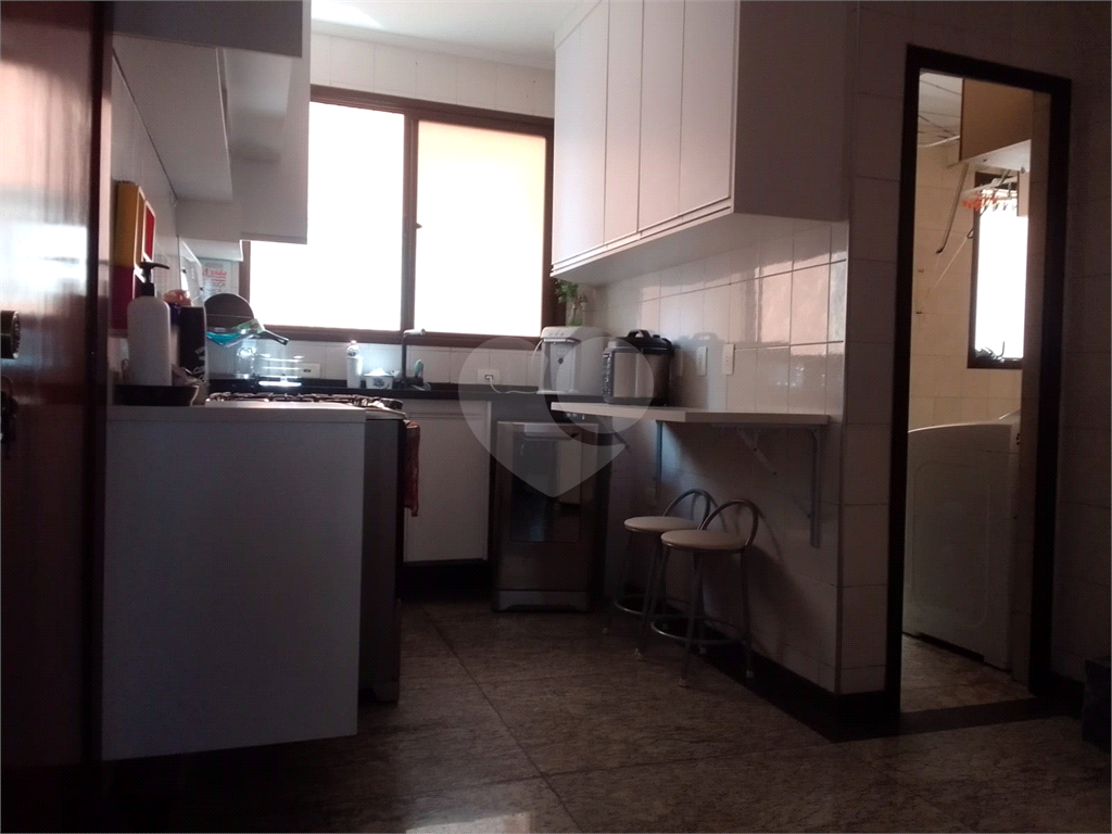 Apartamento em Osasco, entre o Centro e o bairro Bela Vista, 108,81m², 4 quartos, 1 suíte, 2 vagas 