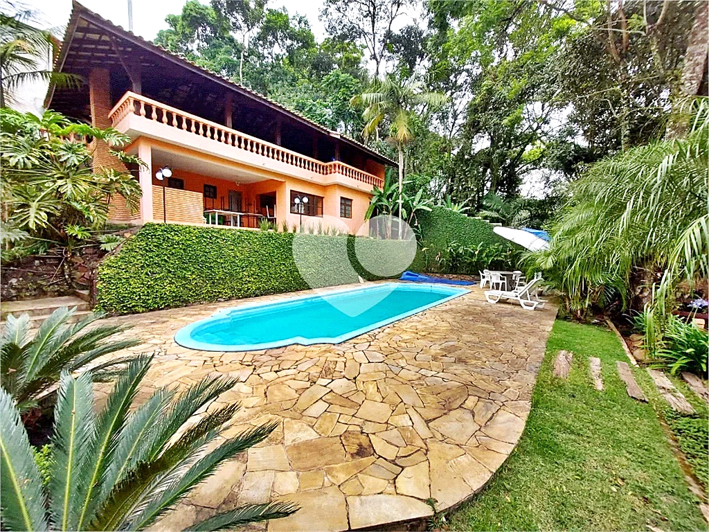 Casa de Condomínio à venda com 4 quartos, 600m² - Foto 1