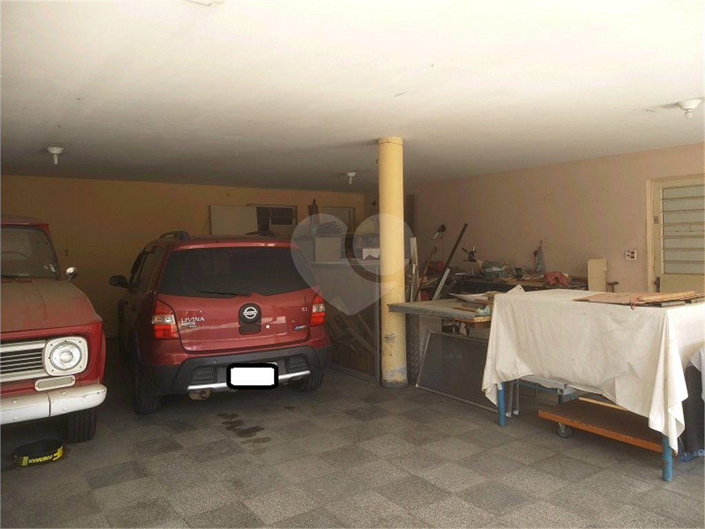 Casa à venda com 4 quartos, 320m² - Foto 18