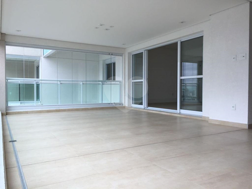 Paraíso - Apartamento com Varanda Gourmet e Lazer de Clube 