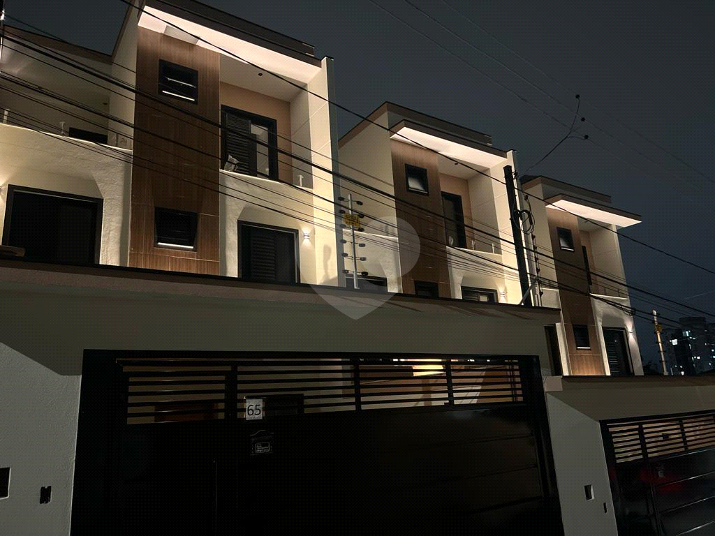 Lindo sobrado novo, bairro Parque Vitoria