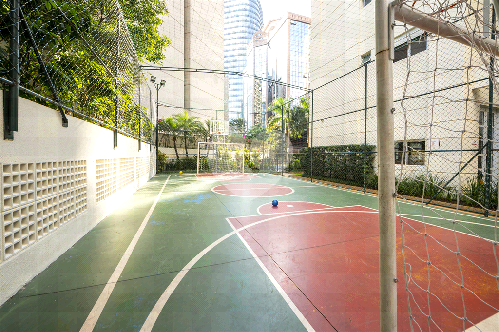 APARTAMENTO 111M², 3 QUARTOS, 2 VAGAS PARA LOCAÇÃO NA VILA OLÍMPIA- SP.