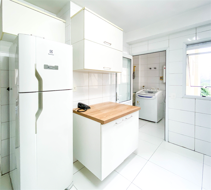 APARTAMENTO 111M², 3 QUARTOS, 2 VAGAS PARA LOCAÇÃO NA VILA OLÍMPIA- SP.