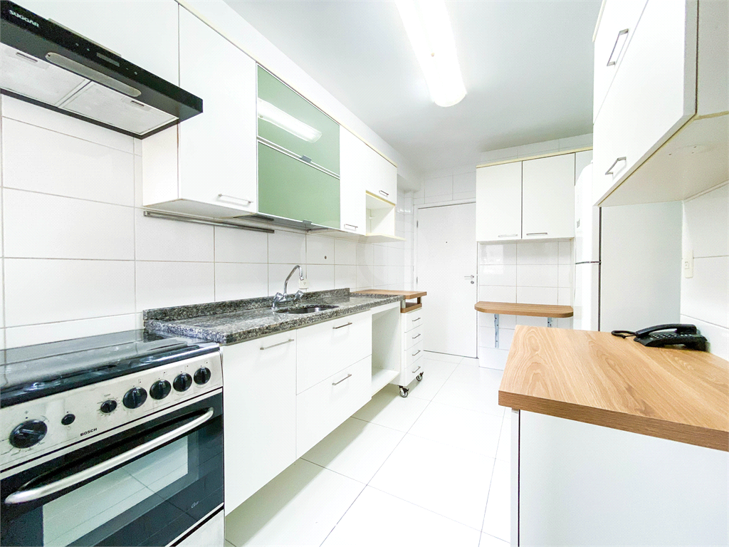 APARTAMENTO 111M², 3 QUARTOS, 2 VAGAS PARA LOCAÇÃO NA VILA OLÍMPIA- SP.