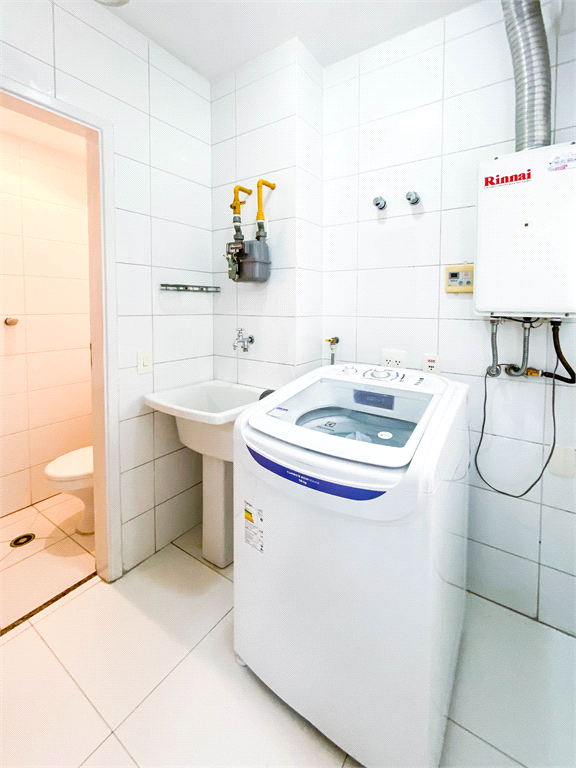 APARTAMENTO 111M², 3 QUARTOS, 2 VAGAS PARA LOCAÇÃO NA VILA OLÍMPIA- SP.