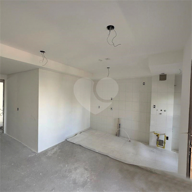 Apartamento novo 5 minutos pé para o Metrô