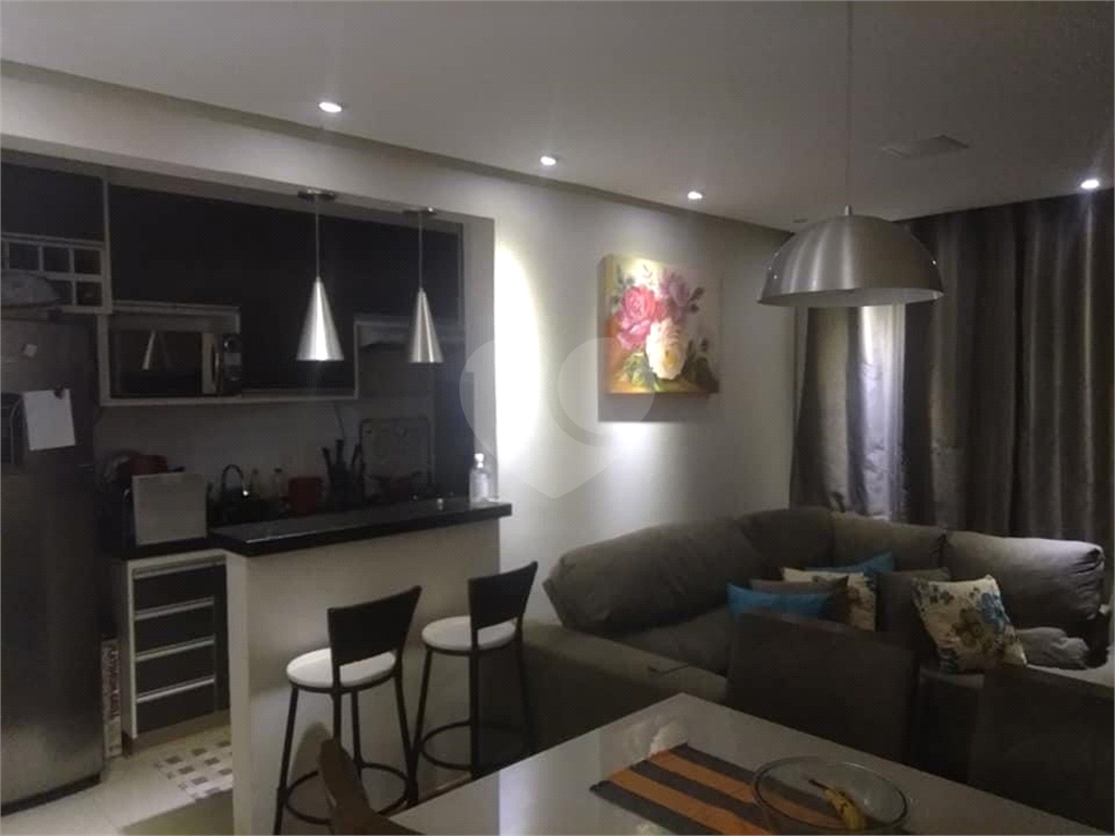 Apartamento à venda com 2 quartos, 47m² - Foto 4