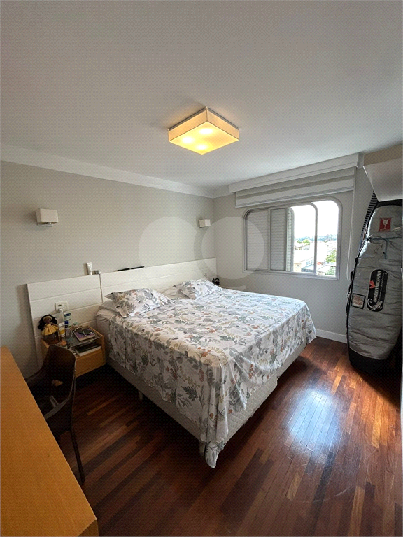 APARTAMENTO em PARQUE NOVO MUNDO